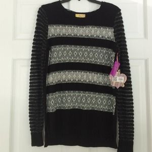 BRAND NEW Gorgeous Sweater