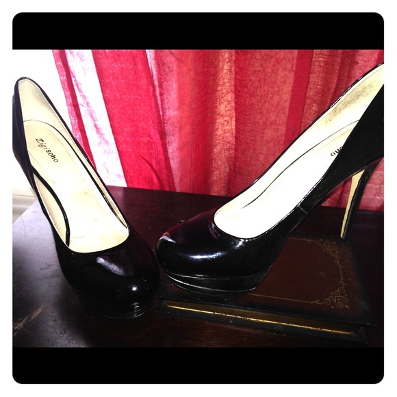 Blk Pat Lthr Shoe w/Gun Metal Grey 4-4.5 in Heel