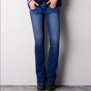 American eagle artist jeans- size 8