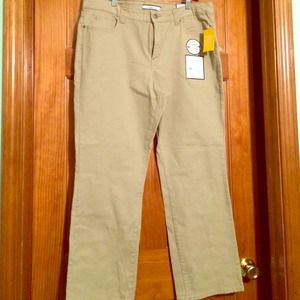 Croft and barrow khaki's in short