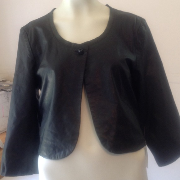 SOLD SOLD!!!!!!Cropped Leather Jacket Calvin Klein