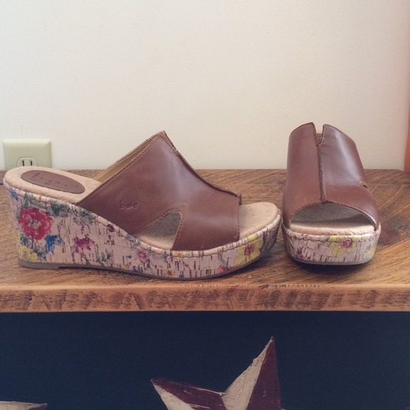 Born Shoes - Born Wedges