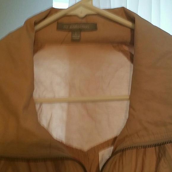 Ruffle Jacket - Picture 4 of 4