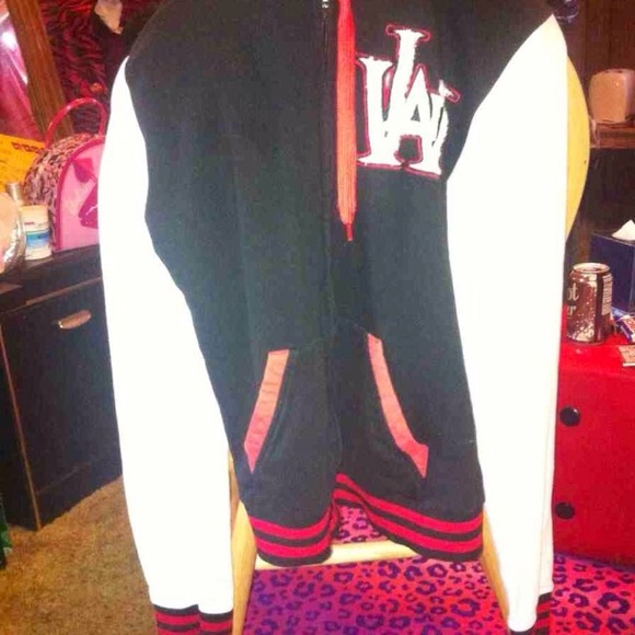 ❌SOLD❌ - Picture 2 of 4