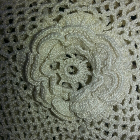 SOLD Crocheted Top - Picture 4 of 4