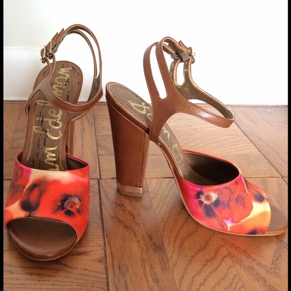 NWT Sam Edelman Orange Floral "Odetta" Sandal - Picture 1 of 4