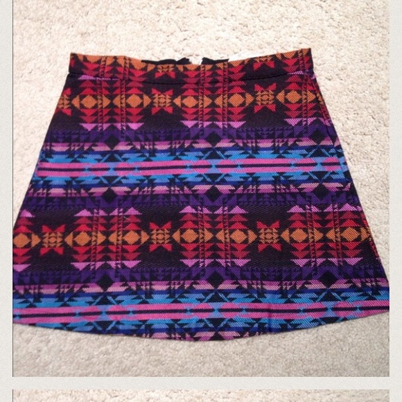LF Aztec jacquard skirt size S festival boho