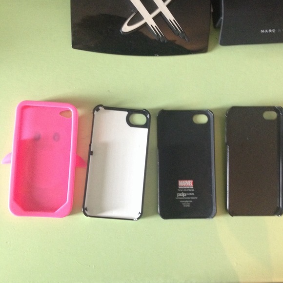 Assorted iPhone 4 cases - Picture 2 of 2