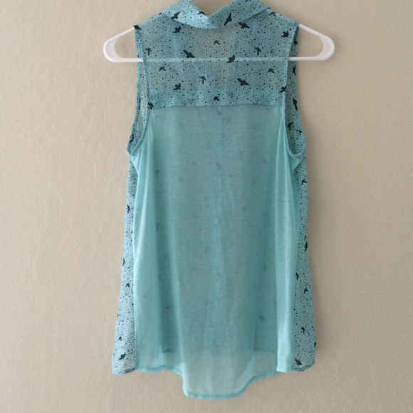 Collared Button Up Blouse - Picture 2 of 2