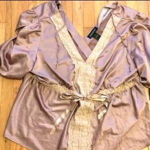 Dusty mauve satin split sleeve blouse size 26