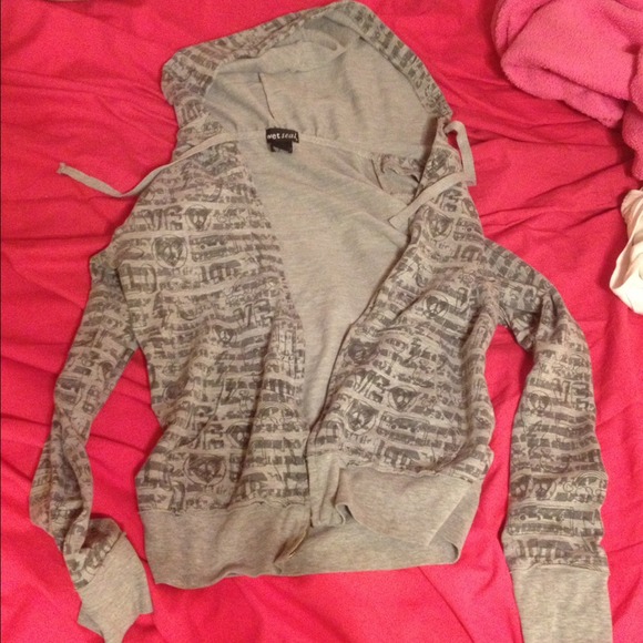 Printed grey hoodie from Wet Seal!
