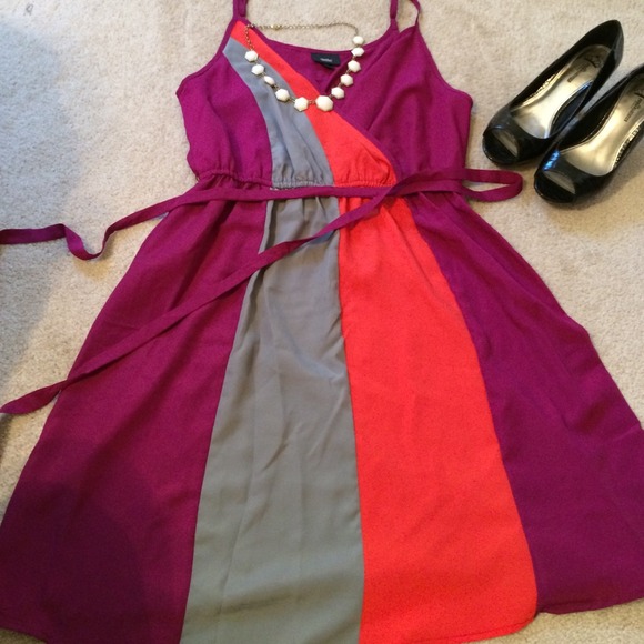 Fun and Flirty Dress - Picture 2 of 3