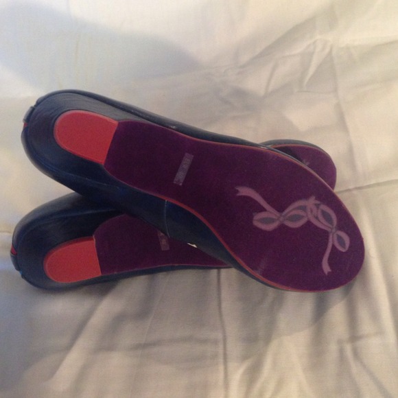 Poetic Licence one-of-a-kind one-half-inch heels - Picture 3 of 4