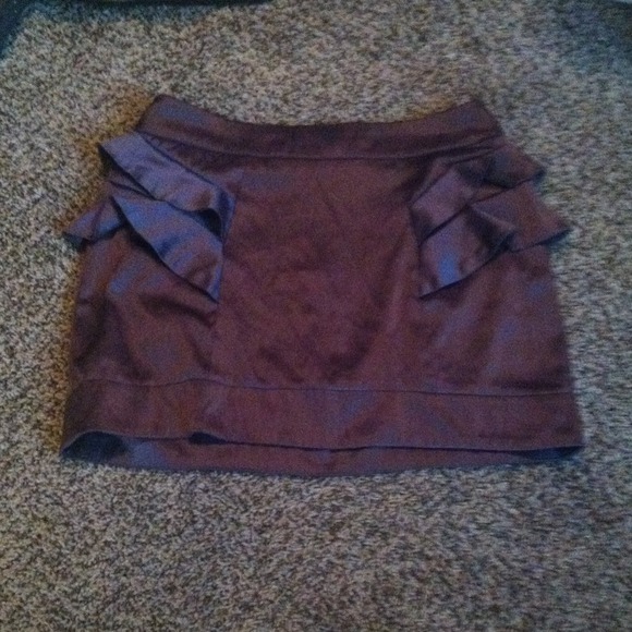 Gray Winged Skirt💗 - Picture 3 of 4