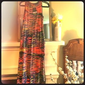 Top Shop multi colored pattern maxi dress! W/ tags