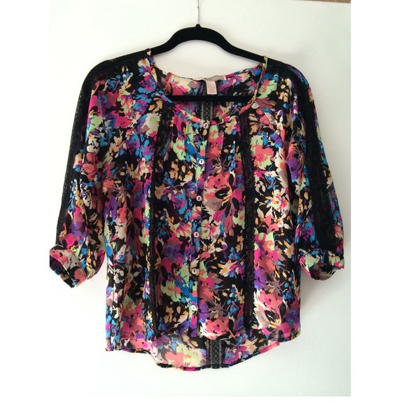Dark floral / lace top