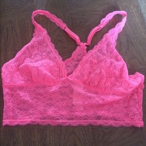 Victoria's Secret Pink Undershirt Bra