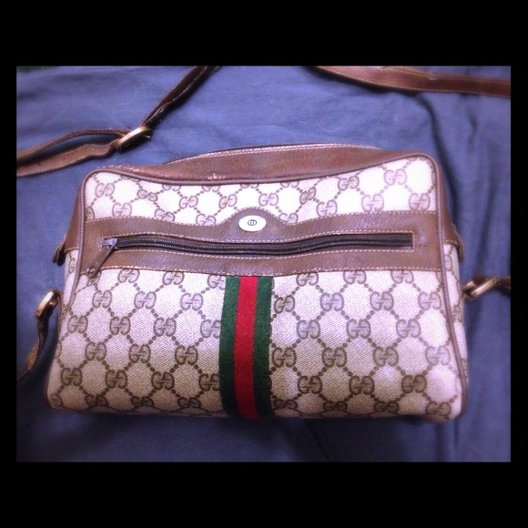 Authentic Gucci vintage handbag!