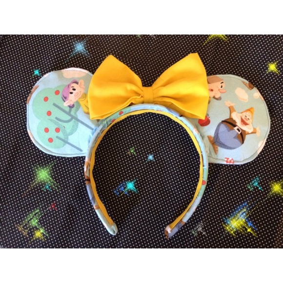 Handmade Seven Dwarfs Ears - Picture 1 of 1