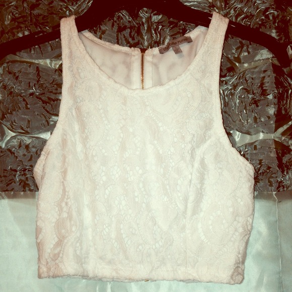 Lace crop top and northface