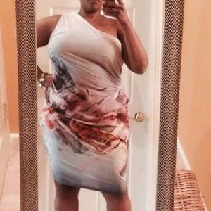 One shoulder dress in jewel print