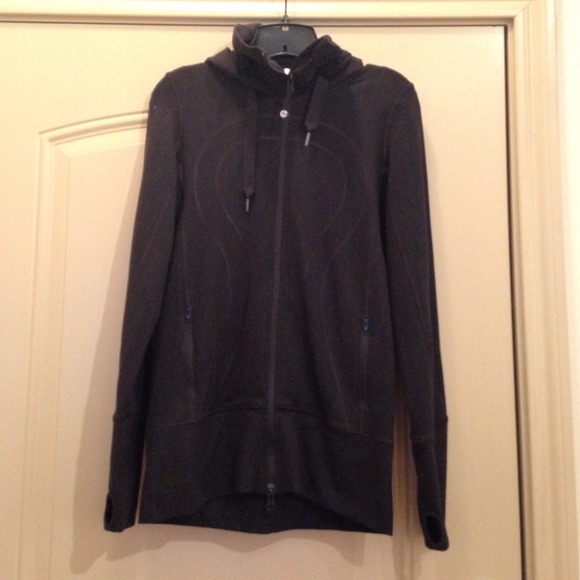 lululemon athletica Jackets & Blazers - ⏬Reduced LULULEMON limited edition jacket⏬