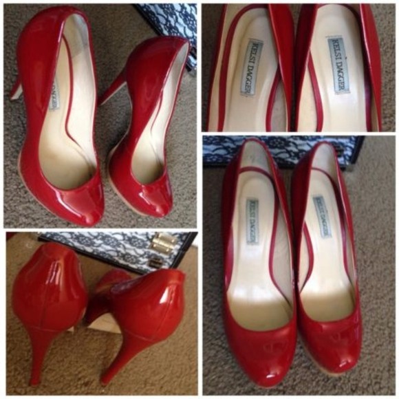 Kelsi dagger patent red pumps