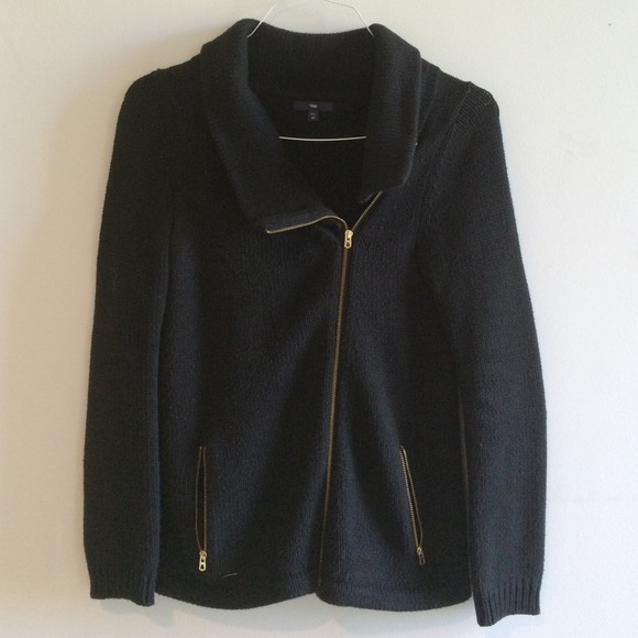 Gap black zip up
