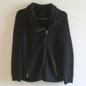 Gap black zip up