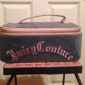 👛Beautiful Juicy Couture Train Case!!! Stunner!!!