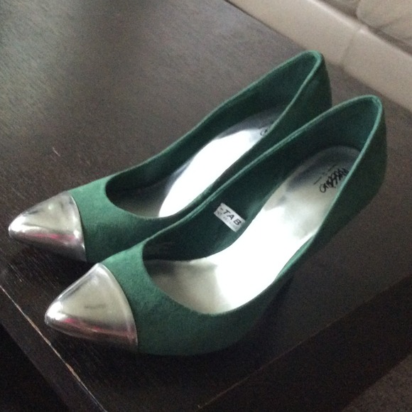 Green Mossimo Heels w/ Silver Tip