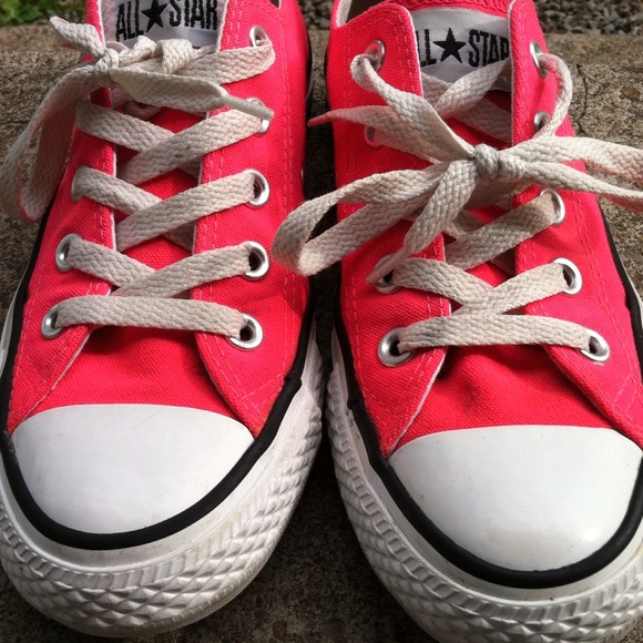 Hot pink converse :)
