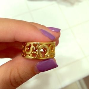 gold coach ring ✨