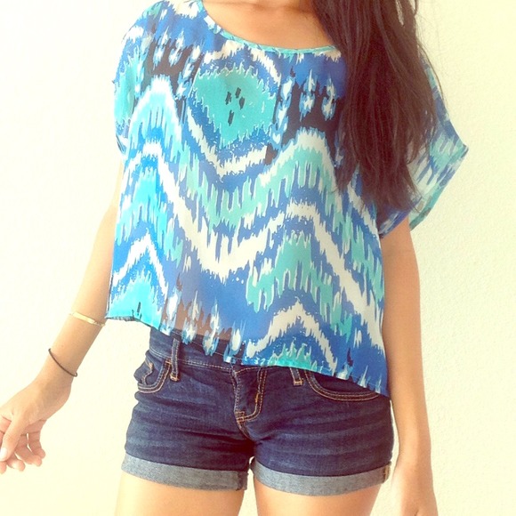 Blue design top 💙