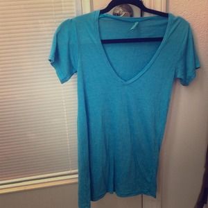 Ocean blue v-neck, size XS