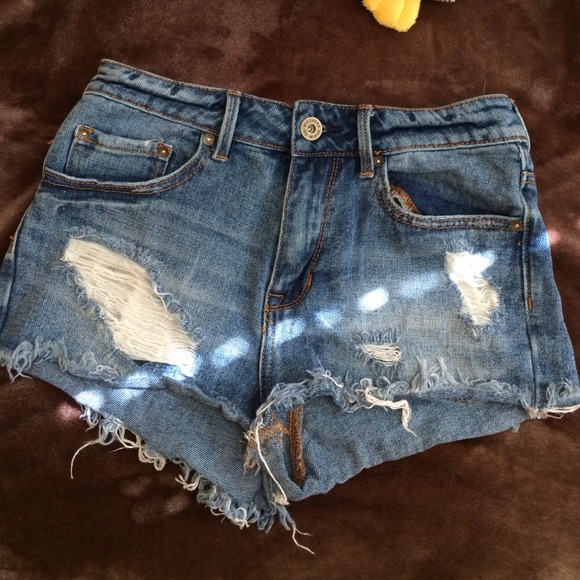 "gypsy warrior high rise fray shorts"