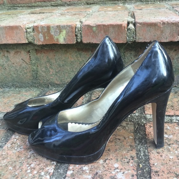 PreLoved Jessica Simpson Peep toe pumps - Picture 3 of 4