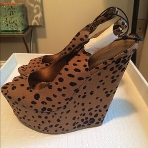 SOLD New Animal Leopard Print Slingback wedges | 8