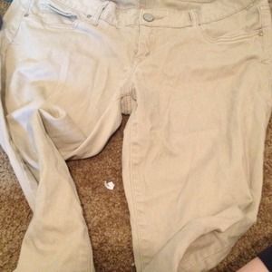 Khaki jeggings.