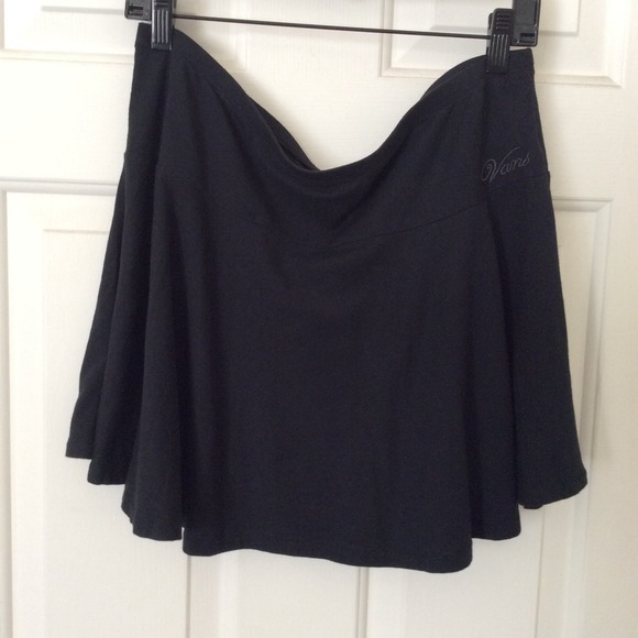 VANS Black Flare Skirt