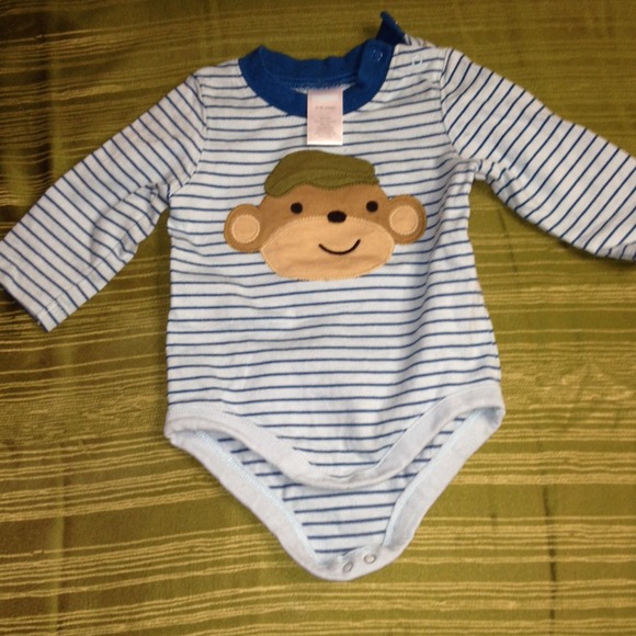 Gymboree onesie🎈🎈🎈