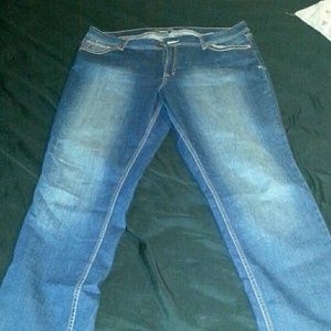 2 pr jeans