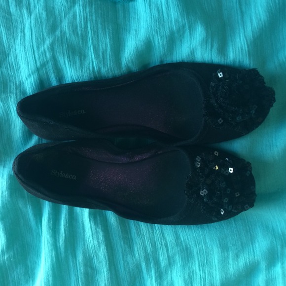 Style & Co. Flats