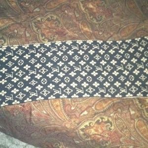 Louis Vuitton scarf Like brand new