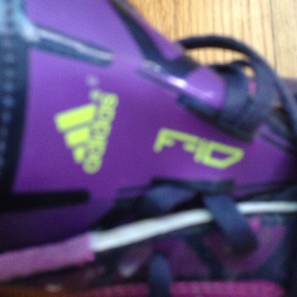 Adidas cleats - Picture 2 of 2
