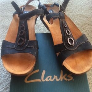 👣CLARKS👣