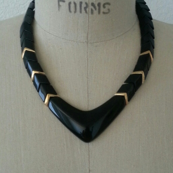 Necklace - Picture 3 of 4