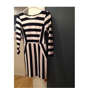 Black and White Stripped Body Con Dress