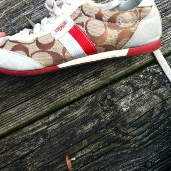 Authentic Coach Tennis Shoes size 9 - Picture 2 of 3