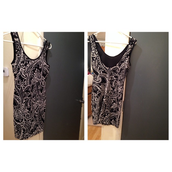 Black and White Lace Printed Tank Body Con Dress